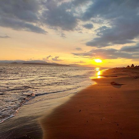 Casa Equipada En El Centro De Puntarenas Βίλα Εξωτερικό φωτογραφία