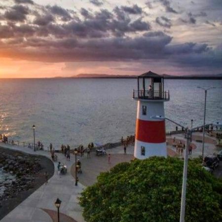 Casa Equipada En El Centro De Puntarenas Βίλα Εξωτερικό φωτογραφία