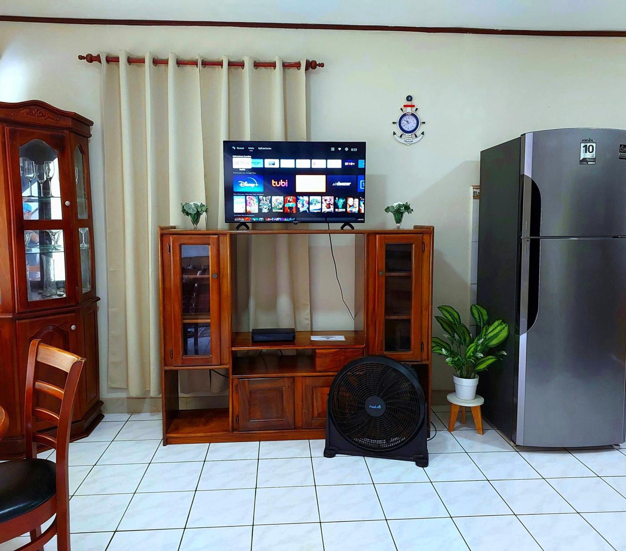 Casa Equipada En El Centro De Puntarenas Βίλα Εξωτερικό φωτογραφία