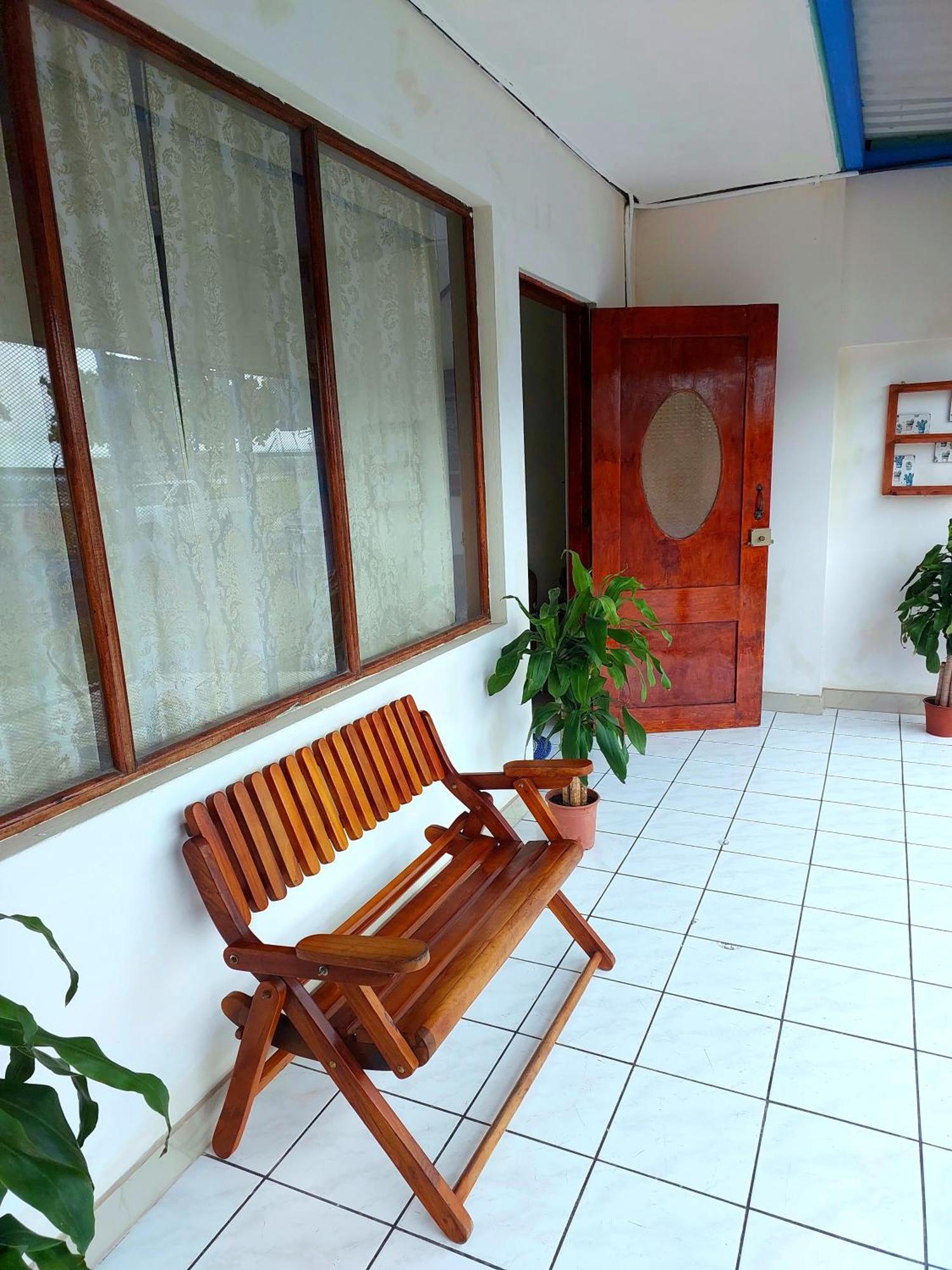 Casa Equipada En El Centro De Puntarenas Βίλα Εξωτερικό φωτογραφία